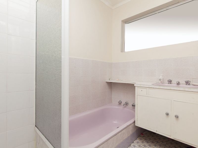 59 Orelia Avenue, Orelia WA 6167