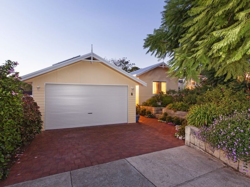 54 Clint Way, Calista WA 6167