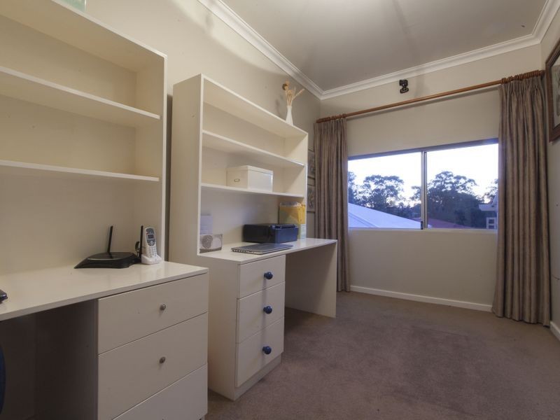 54 Clint Way, Calista WA 6167