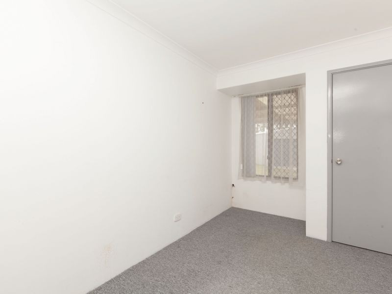 24 Bournan Heights, Parmelia WA 6167