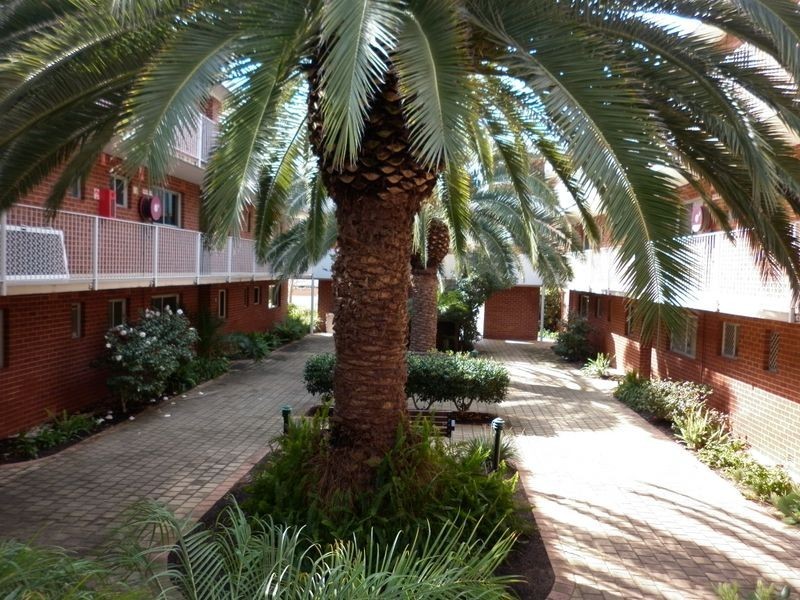 19/10 Prescott Place, Orelia WA 6167