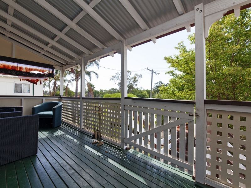 21 Grover Way, Medina WA 6167