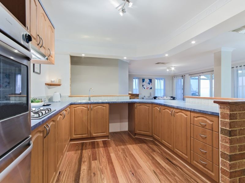 45 Belvoir Crescent, Orelia WA 6167