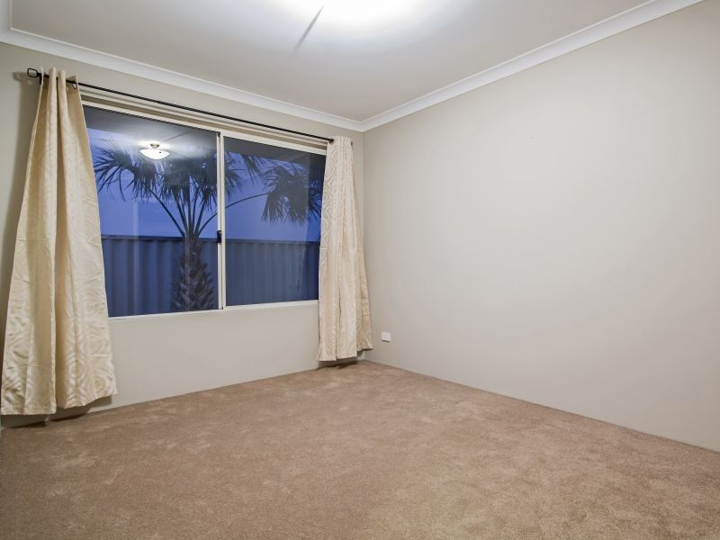 45 Belvoir Crescent, Orelia WA 6167