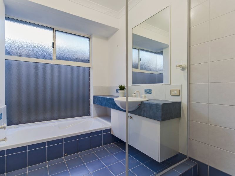 45 Belvoir Crescent, Orelia WA 6167