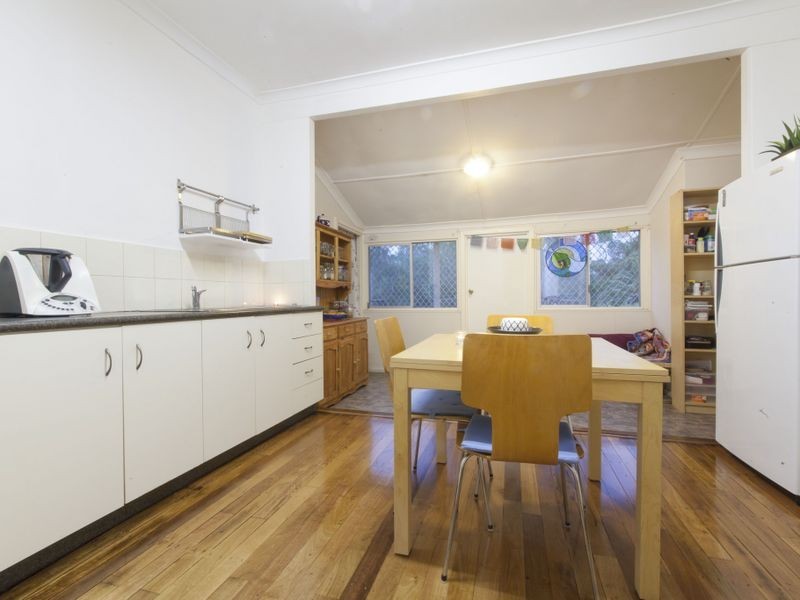 5 Summerton Road, Medina WA 6167