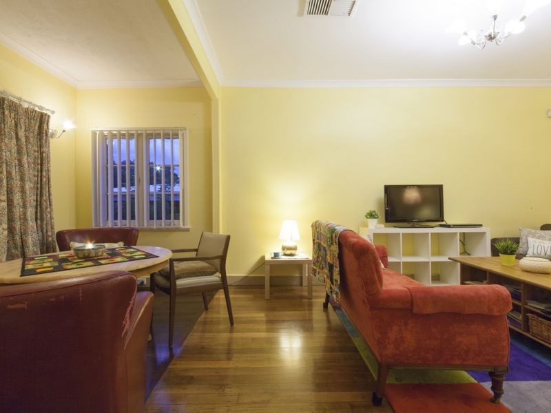 5 Summerton Road, Medina WA 6167