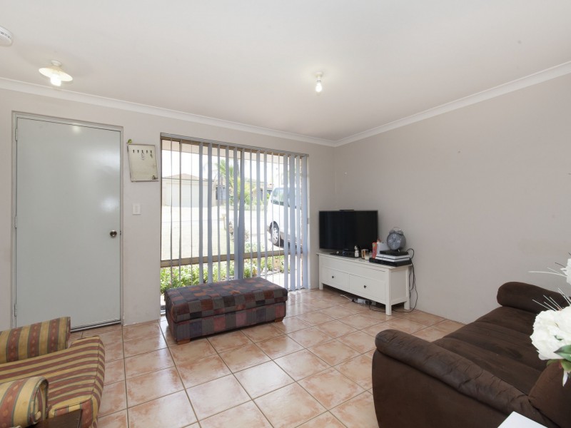 52 McNairn Cross, Leda WA 6170