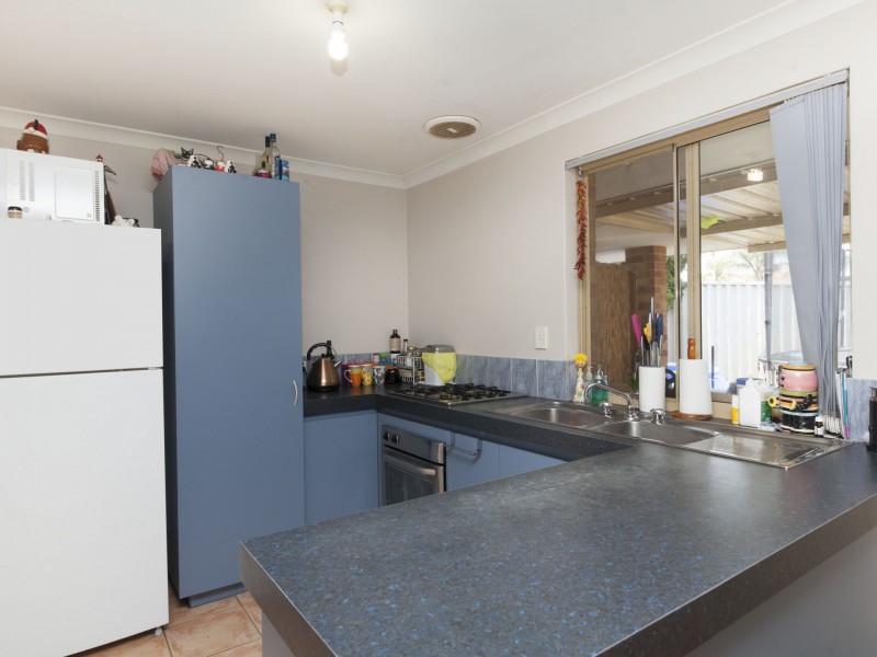 52 McNairn Cross, Leda WA 6170