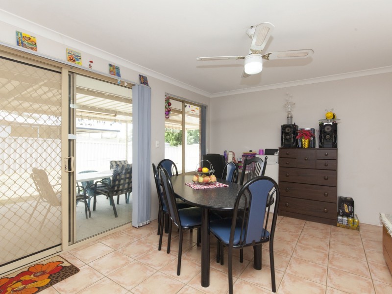 52 McNairn Cross, Leda WA 6170