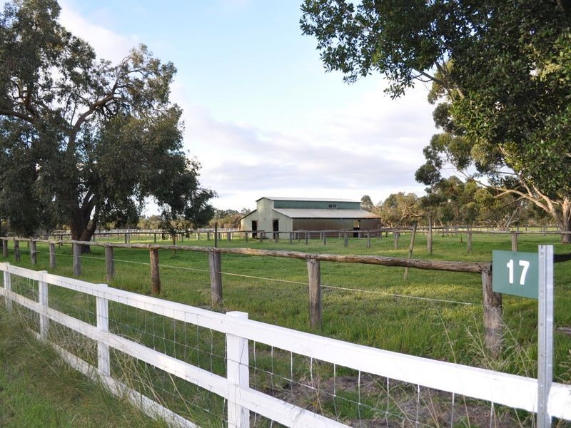17 Tunney Road, Oldbury WA 6121
