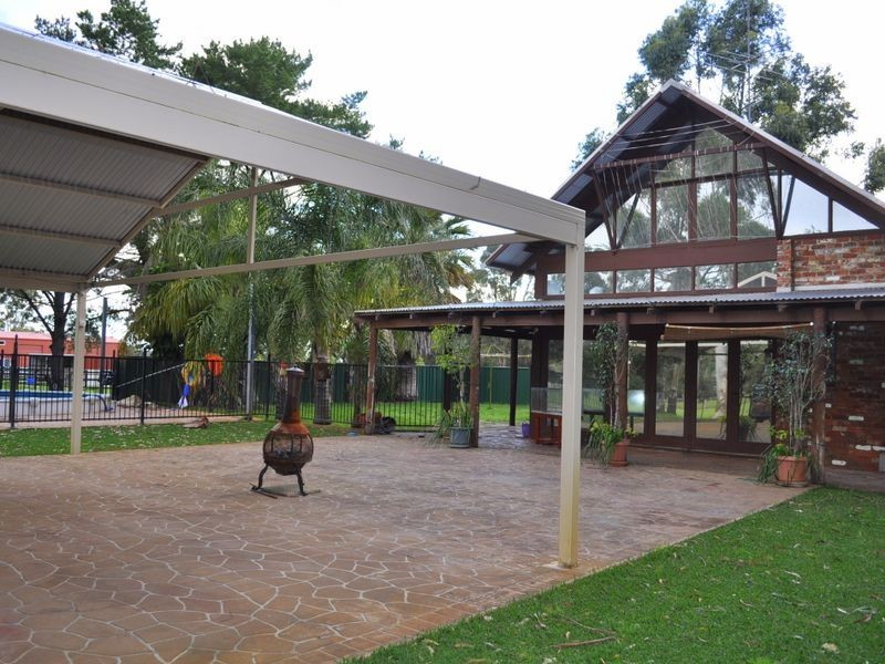 17 Tunney Road, Oldbury WA 6121