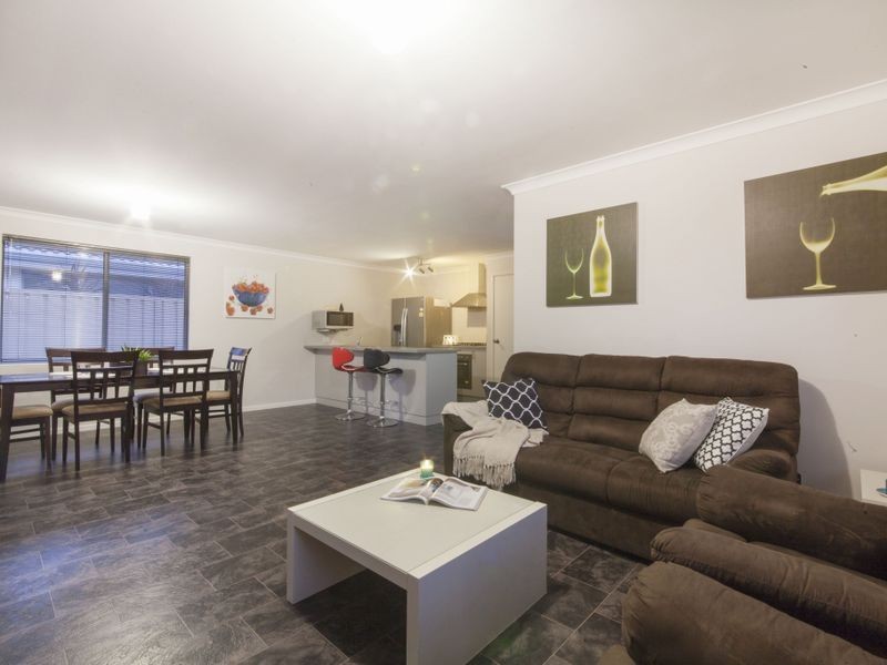 37 Dewsbury Drive, Bertram WA 6167