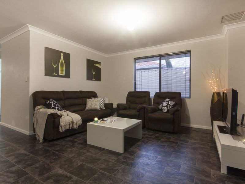 37 Dewsbury Drive, Bertram WA 6167