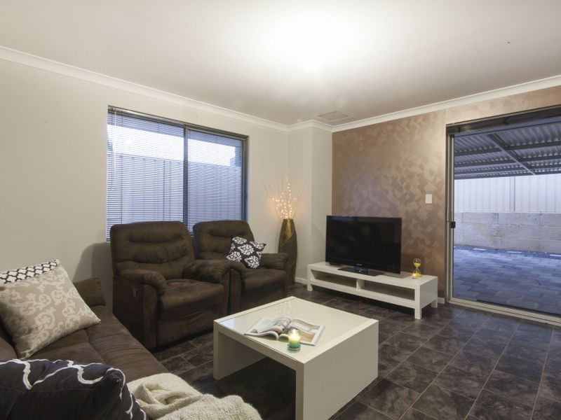 37 Dewsbury Drive, Bertram WA 6167