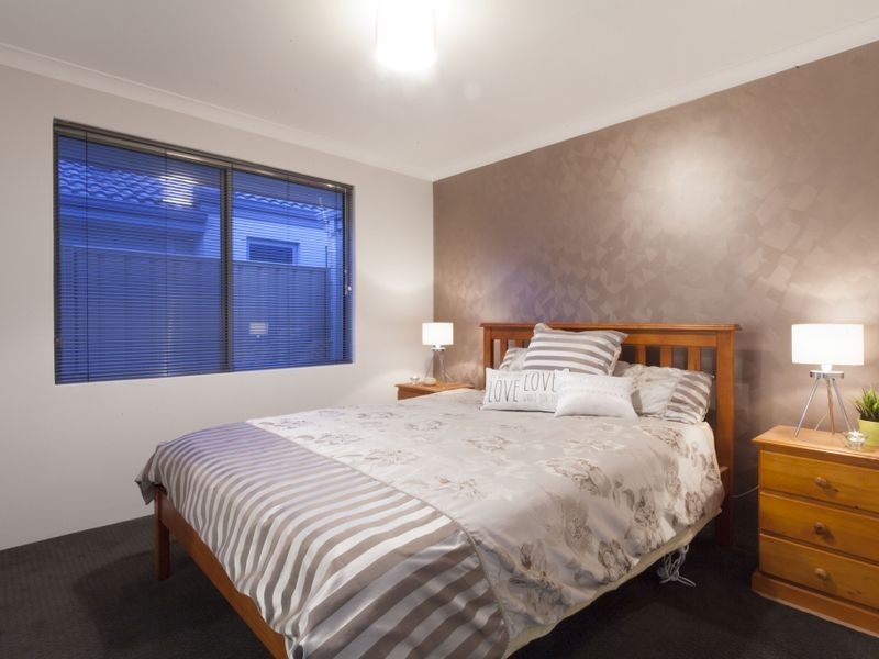 37 Dewsbury Drive, Bertram WA 6167