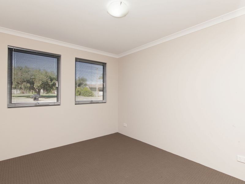 6/21 Hutchins Way, Parmelia WA 6167