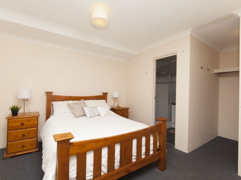 6 Oliver Vista, Bertram WA 6167