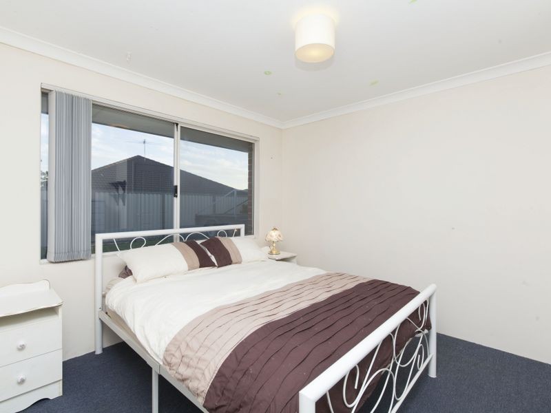 6 Oliver Vista, Bertram WA 6167