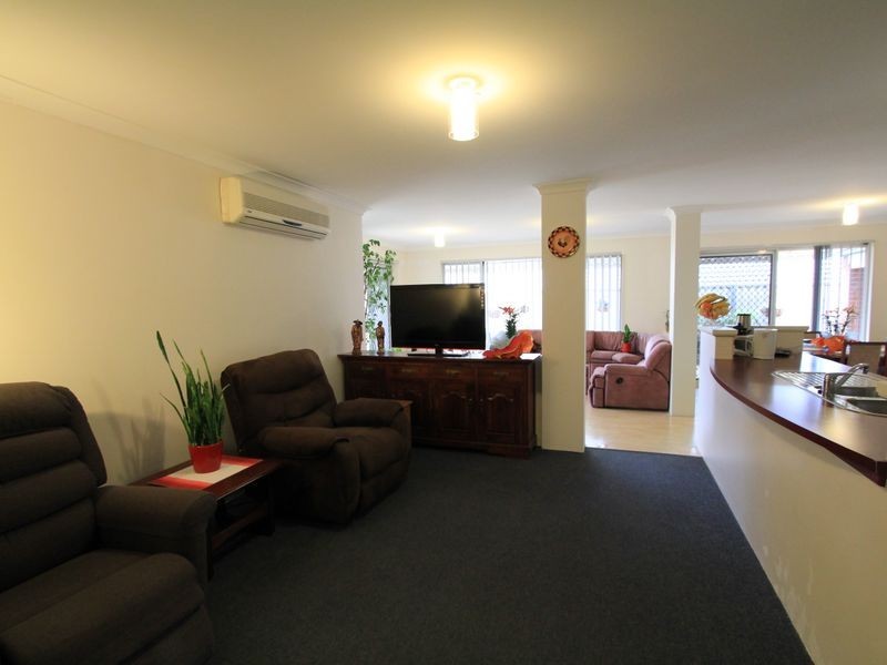 6 Oliver Vista, Bertram WA 6167