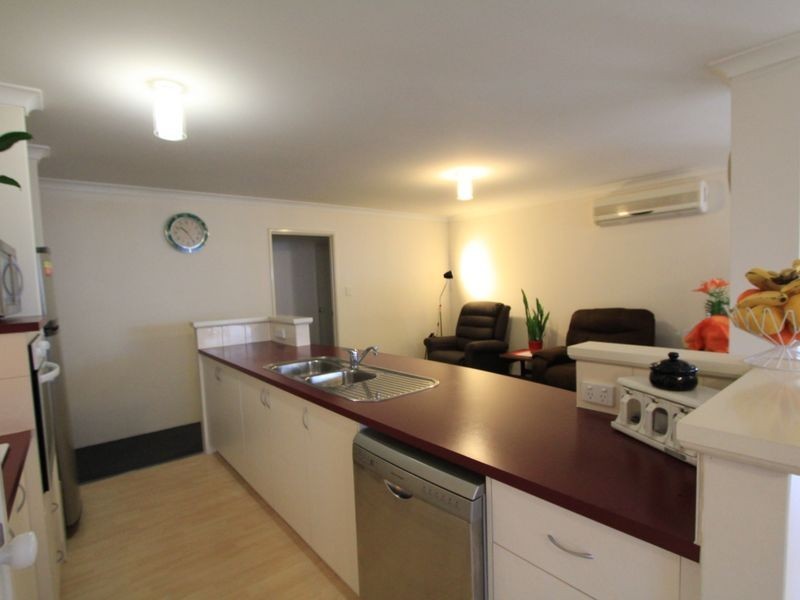 6 Oliver Vista, Bertram WA 6167