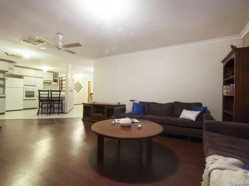 3 Stipling Gardens, Leda WA 6170