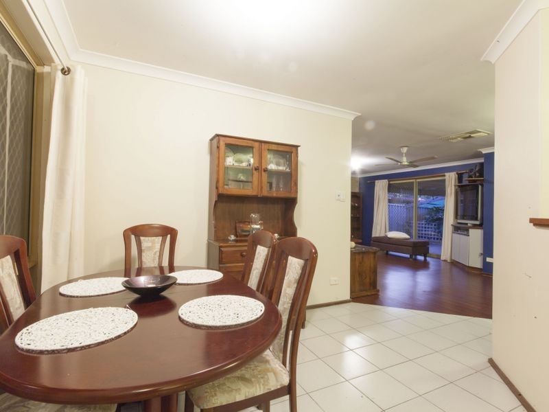 3 Stipling Gardens, Leda WA 6170