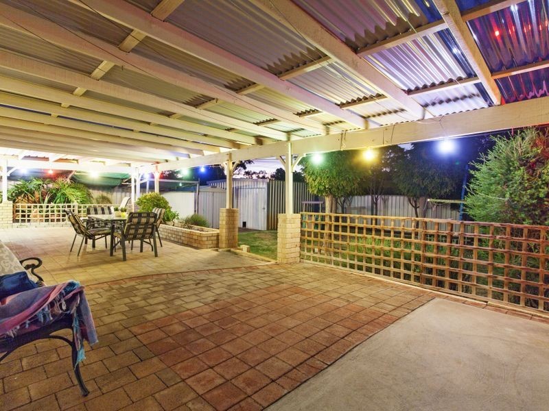 3 Stipling Gardens, Leda WA 6170