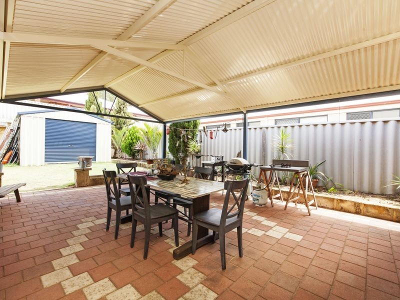 106 Warner Road, Parmelia WA 6167