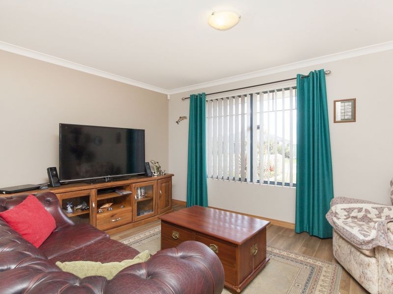 106 Warner Road, Parmelia WA 6167