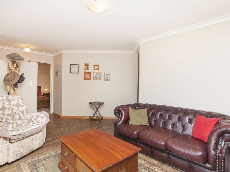 106 Warner Road, Parmelia WA 6167