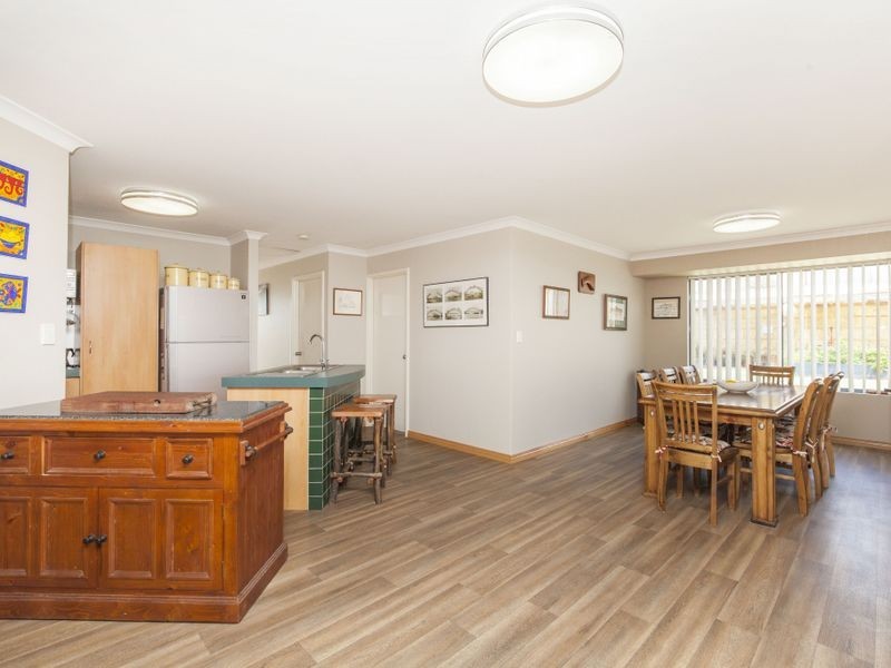 106 Warner Road, Parmelia WA 6167