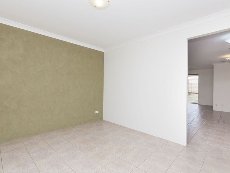 126 Dalrymple Drive, Leda WA 6170