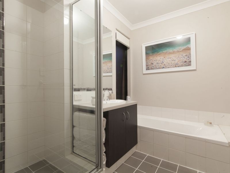 30 Dewsbury Drive, Bertram WA 6167