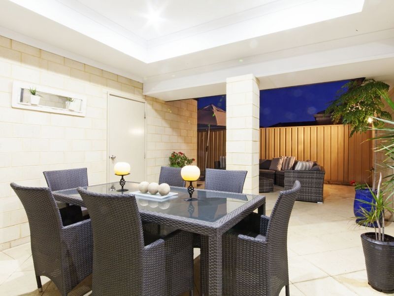 30 Dewsbury Drive, Bertram WA 6167