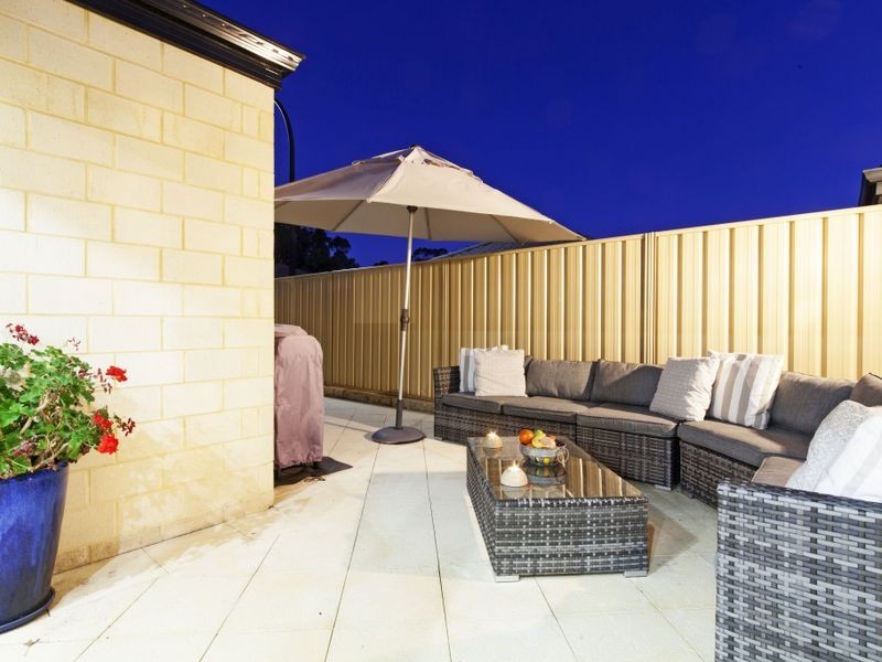 30 Dewsbury Drive, Bertram WA 6167
