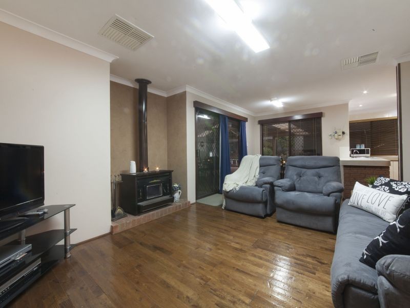 20 Moysey Court, Parmelia WA 6167