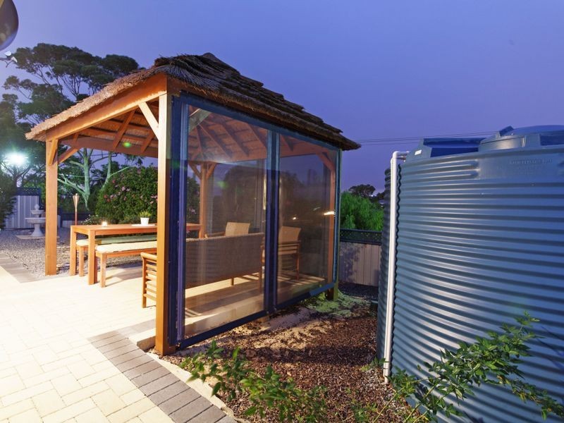 20 Moysey Court, Parmelia WA 6167