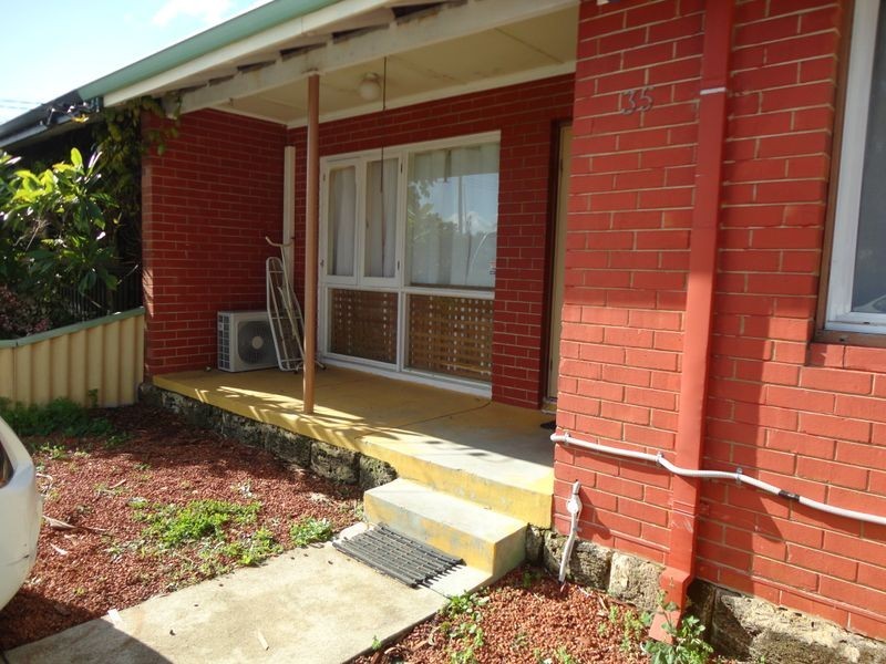 35 Clint Way, Calista WA 6167