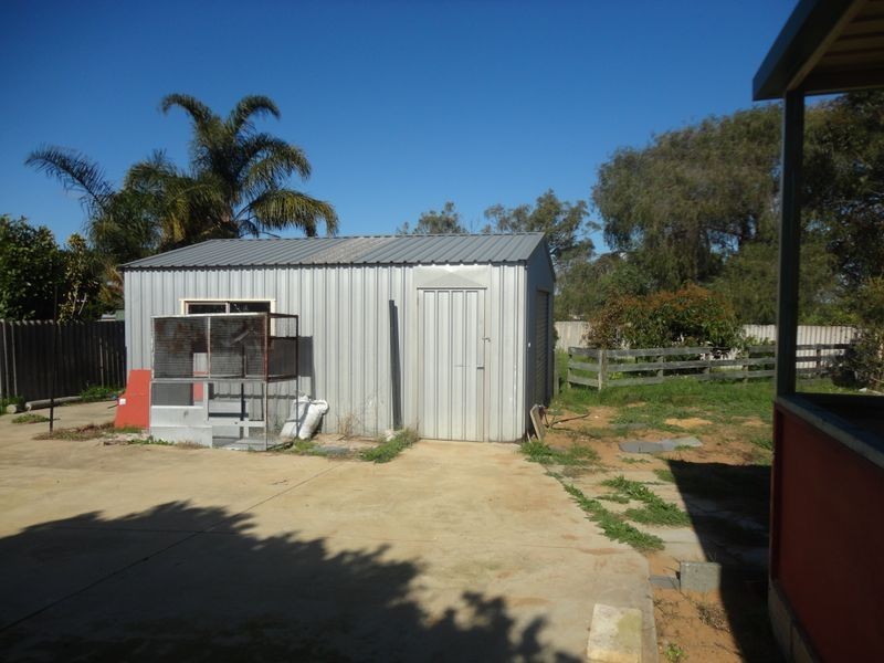 35 Clint Way, Calista WA 6167