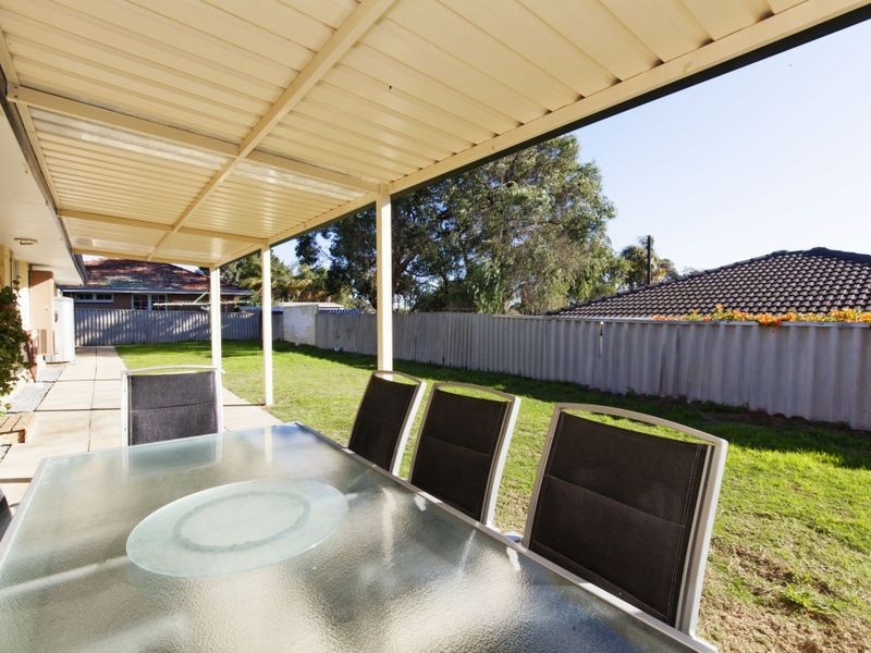 19 Mulligan Way, Orelia WA 6167