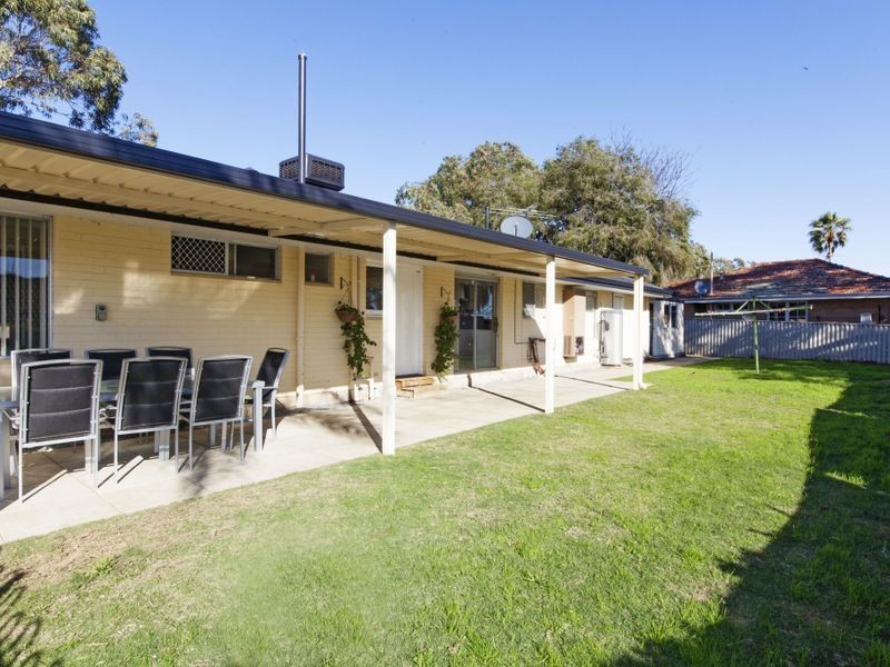 19 Mulligan Way, Orelia WA 6167