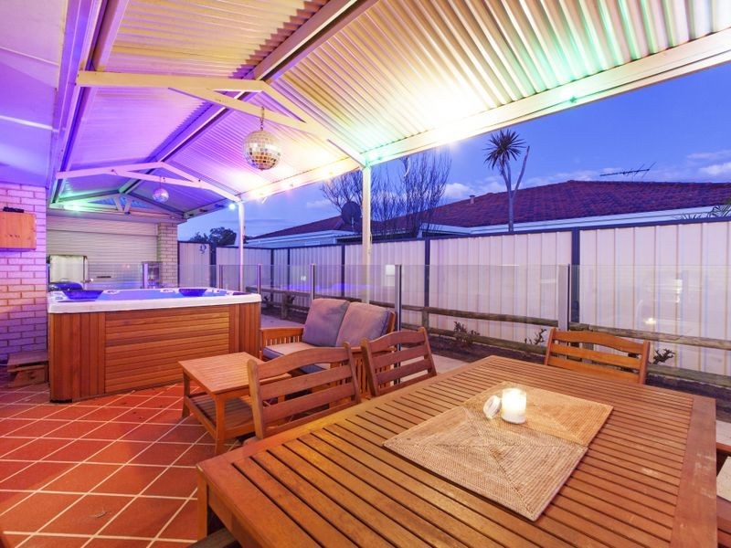 24 Cape York Ramble, Bertram WA 6167