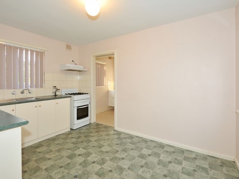 36 Maydwell Way, Calista WA 6167