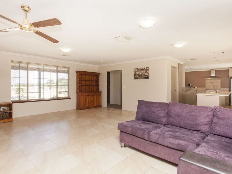 133 Banksia Road, Wellard WA 6170