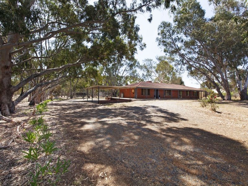 133 Banksia Road, Wellard WA 6170