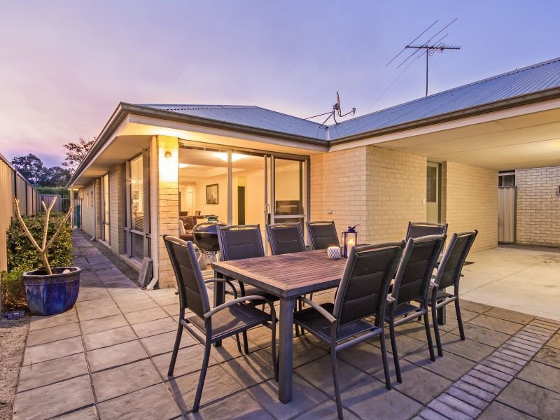 10 Wanstead Vista, Bertram WA 6167