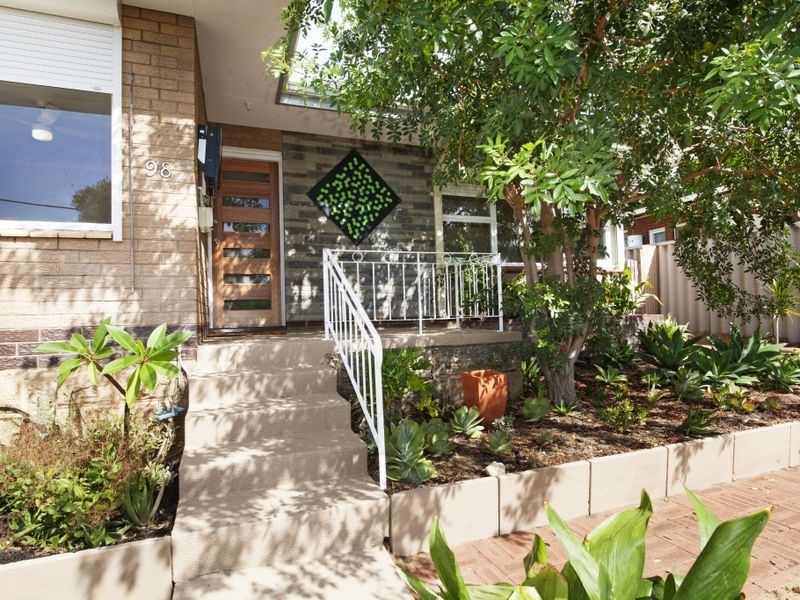 98 Calista Avenue, Calista WA 6167