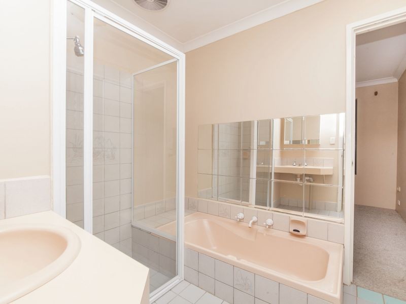 11 Conellan Terrace, Parmelia WA 6167