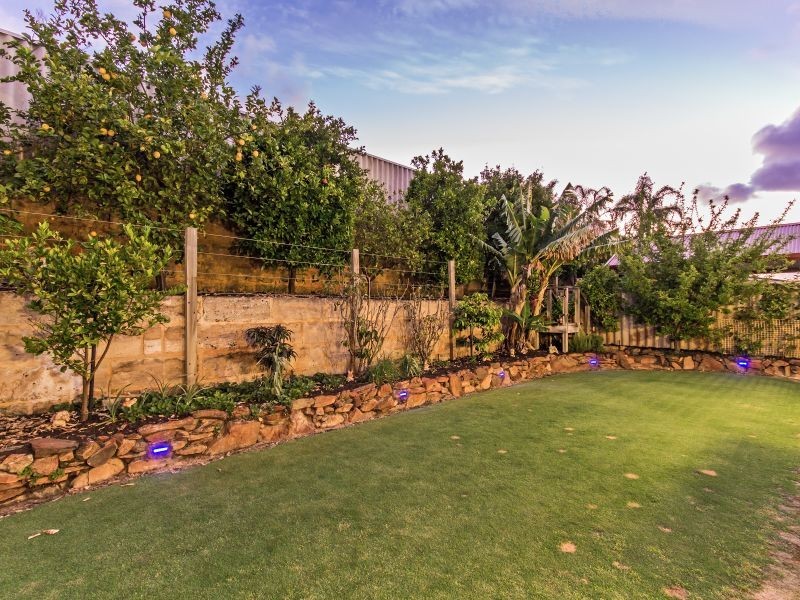 19 Belvoir Crescent, Orelia WA 6167